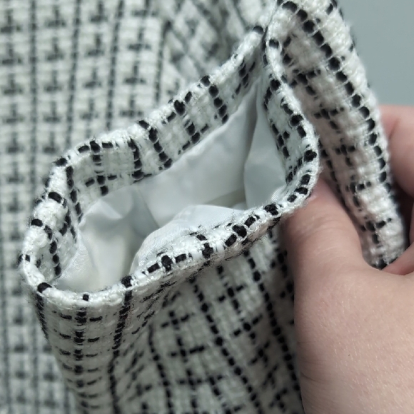 EUC Love & Libery White and Black Tweed Blazer Size M. Worn Once - Picture 5 of 7